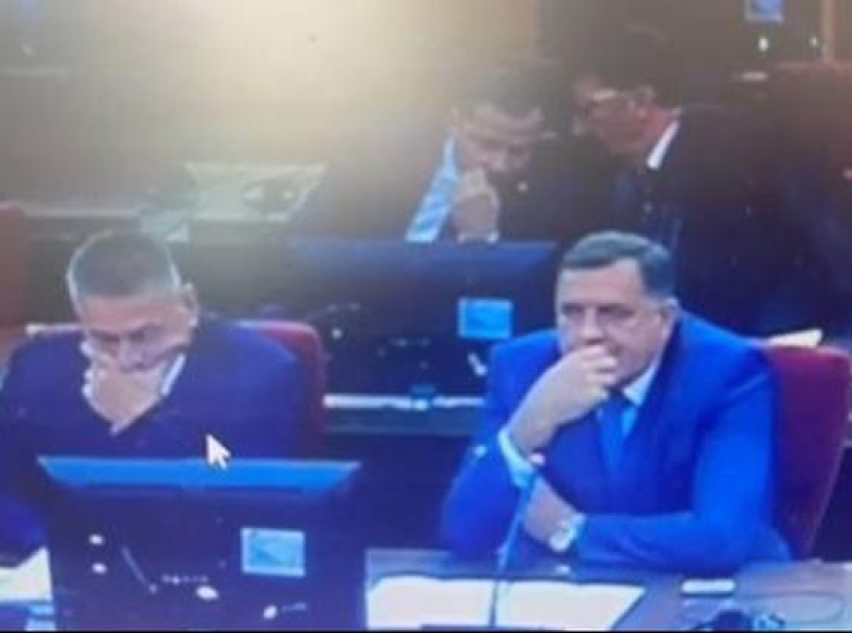 Dodik: Ukinuti Schmidtove odluke, raskinuti koaliciju na nivou BiH